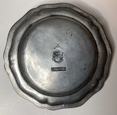 Antica piastra smerlata - smerlata, in