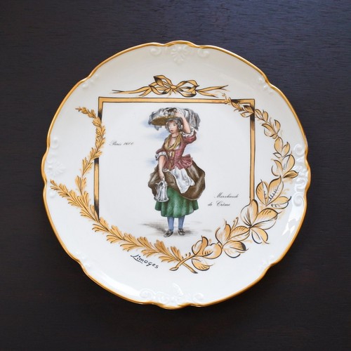 Antico piatto porcellana donna