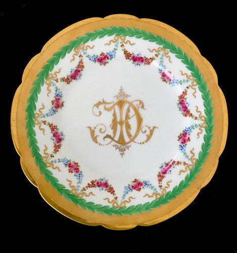 Antico piatto porcellana