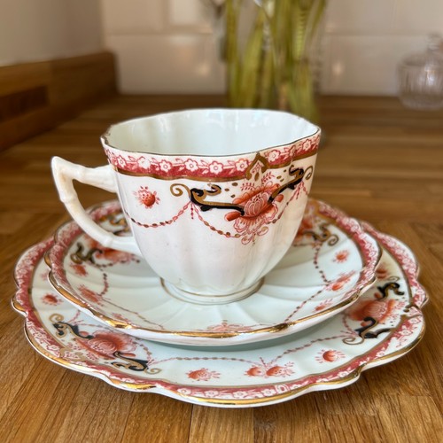 Antico piatto piattino tazza