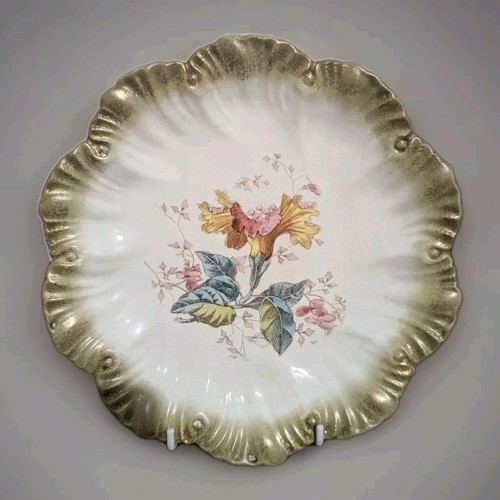 Antique scalloped gold - antique, &