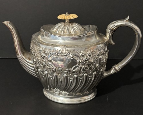 Antica teiera repousse placca - teiera,