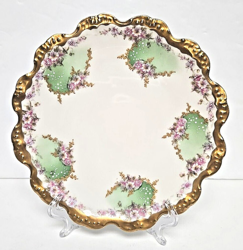 Limoges scalloped plate gold - plate,